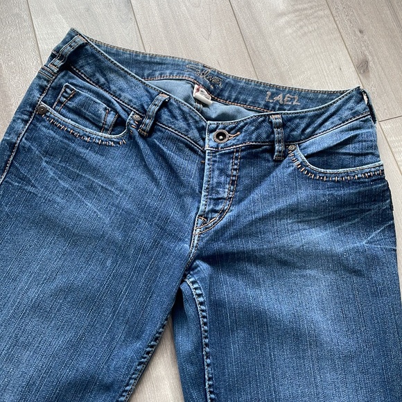 Silver Jeans LAEL 🤍 - Picture 4 of 7